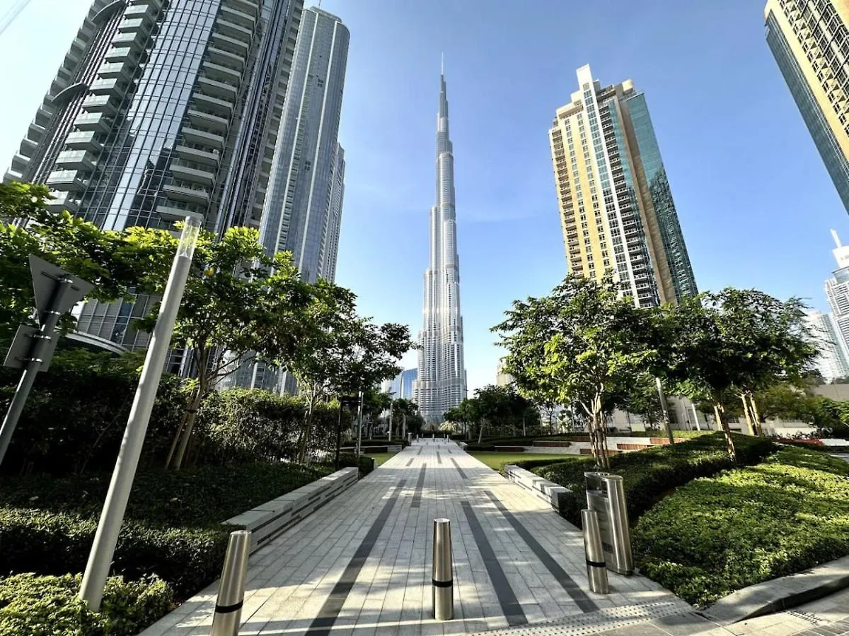 Downtown Escape 2Bedroom Apartment 4 Guests Dubai