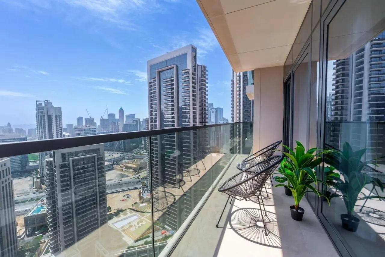 Downtown Escape 2Bedroom Apartment 4 Guests Dubai
